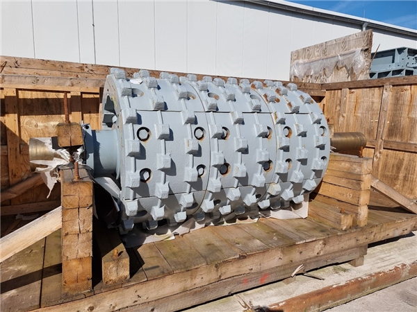 Unused Thyssenkrupp Drs 1000x2000 Dbl. Rollsizer And Ws 14/20 Dbl. Roll Crusher)